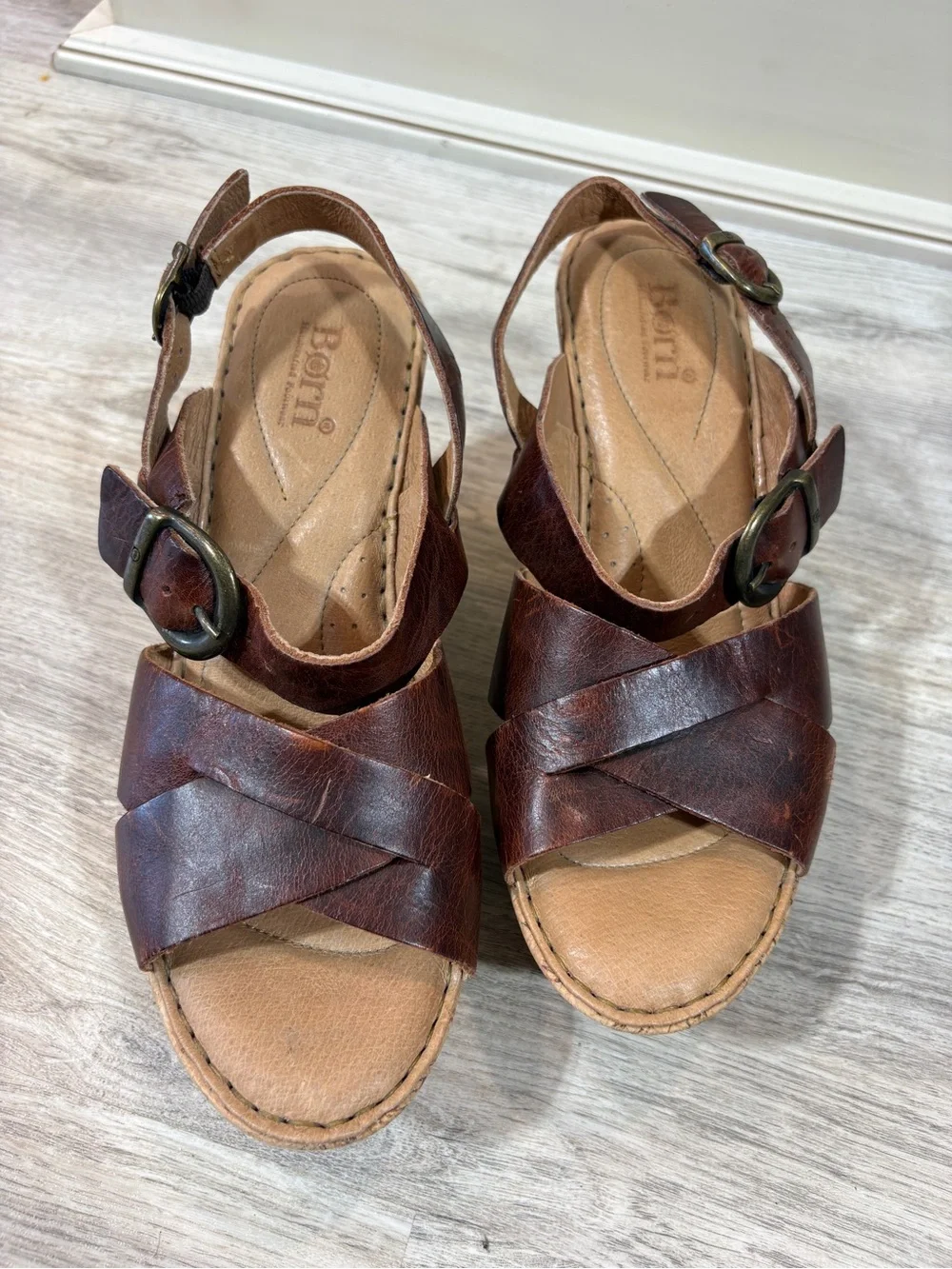 Born Shoes Womens Size 8 Brown Leather Ankle Buckle Straps Wedges Open Toe